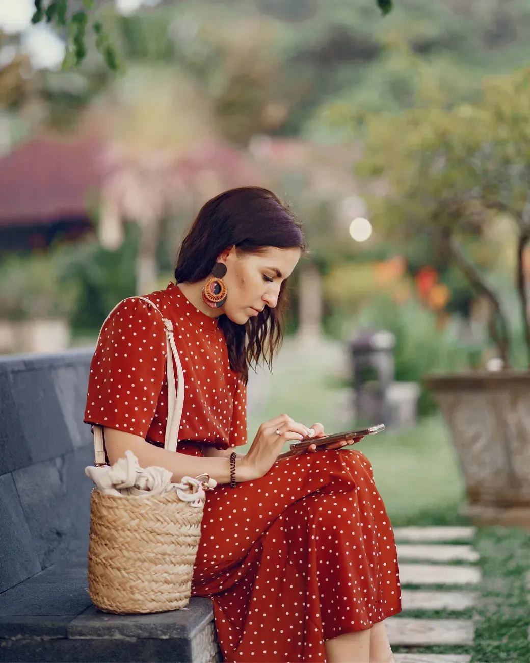 <p>We'd love to hear from you.</p>
<p>Fill out the form below, start a web chat, or give us a call at <a href="tel:+1 (585) 419-9844">+1 (585) 419-9844</a>.</p>
<p><em><a href="https://stqry.com/stqry-newsletter/">Subscribe</a> </em>to our newsletter!</p>
<p><strong><a href="https://calendly.com/kpierce-stqry" target="_blank" rel="noopener">Book Demo (North America)</a></strong></p>
<p><strong><a href="https://calendly.com/agarcia-stqry/30min" target="_blank" rel="noopener">Book Demo (Europe)</a></strong></p>
<p><strong><a href="https://calendly.com/jvanas-stqry/30min" target="_blank" rel="noopener">Book Demo (South Pacific)</a></strong></p>